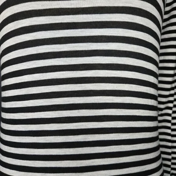 NWT POOF! Women’s Black White Striped Top Criss Cross V-Neck Long Sleeve Small - Picture 6 of 7